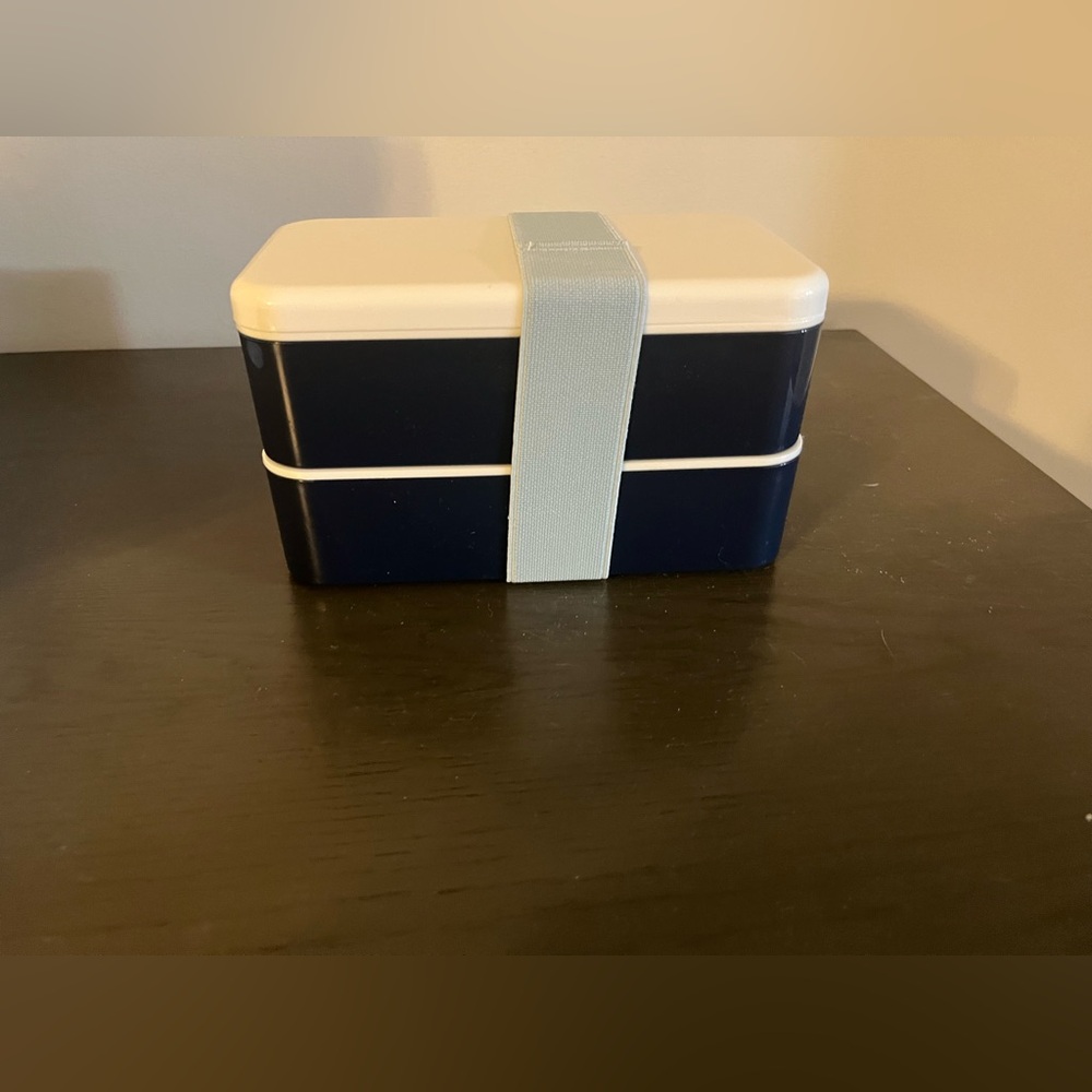 Brand new thirty one bento box 
Navy colorblock